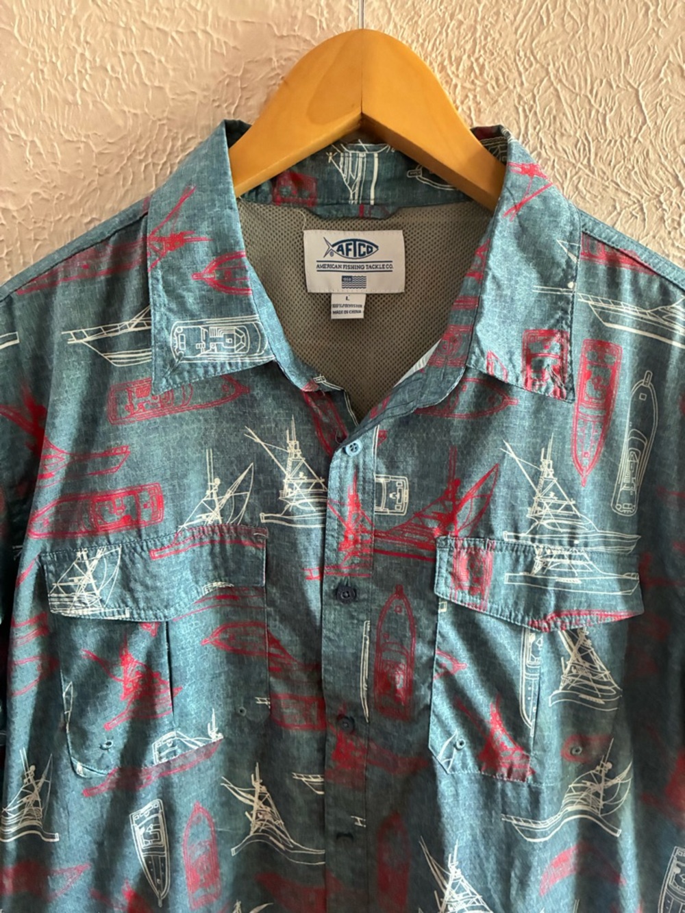 Aftco boat print button down fishing shirt size large